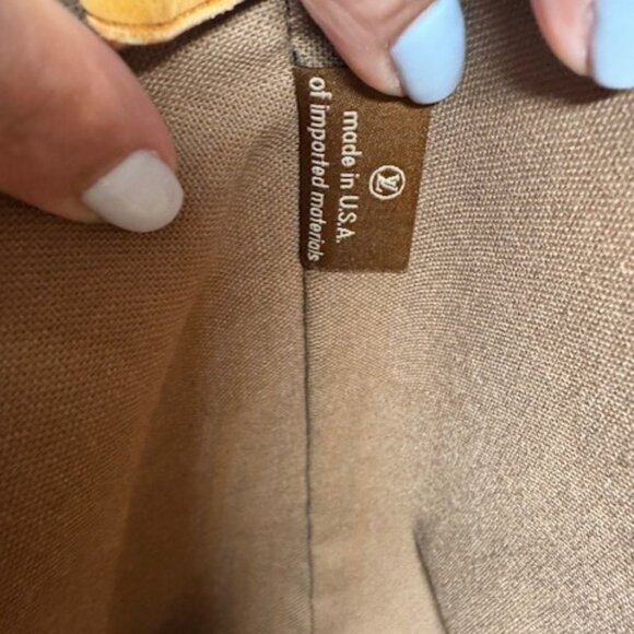 Louis Vuitton Totally MM Tote Bag - Picture 13 of 13